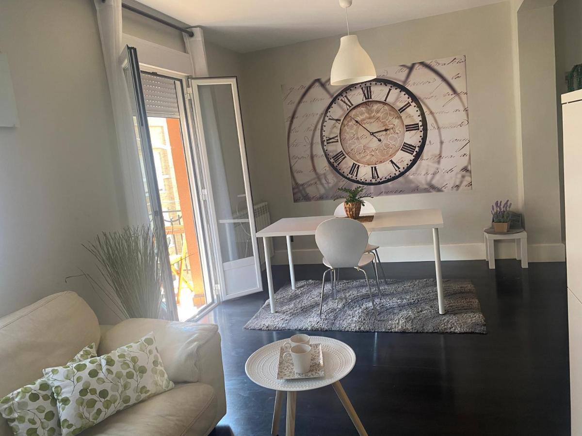 Apartamentos Logrono Centro, Tic Tac, Wifi 外观 照片